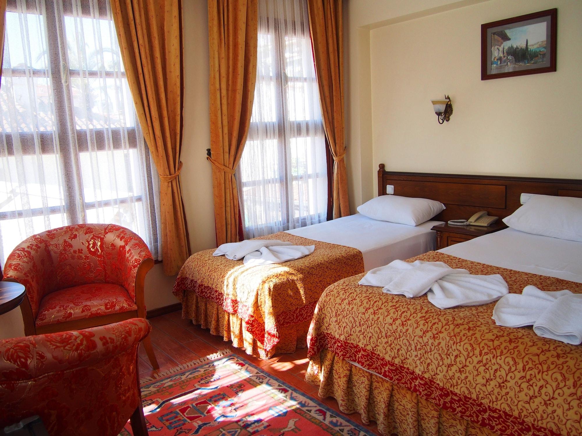 Hotel Reutlingen Hof Анталия Екстериор снимка