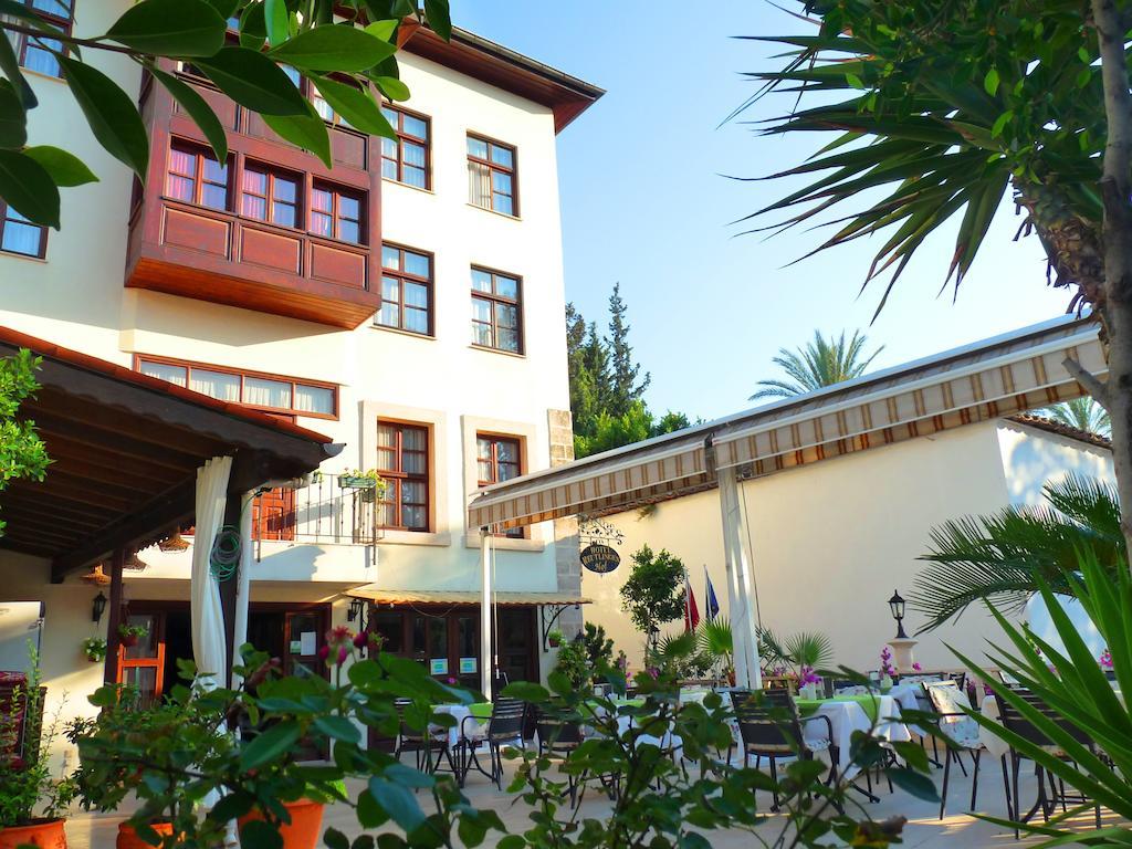 Hotel Reutlingen Hof Анталия Екстериор снимка