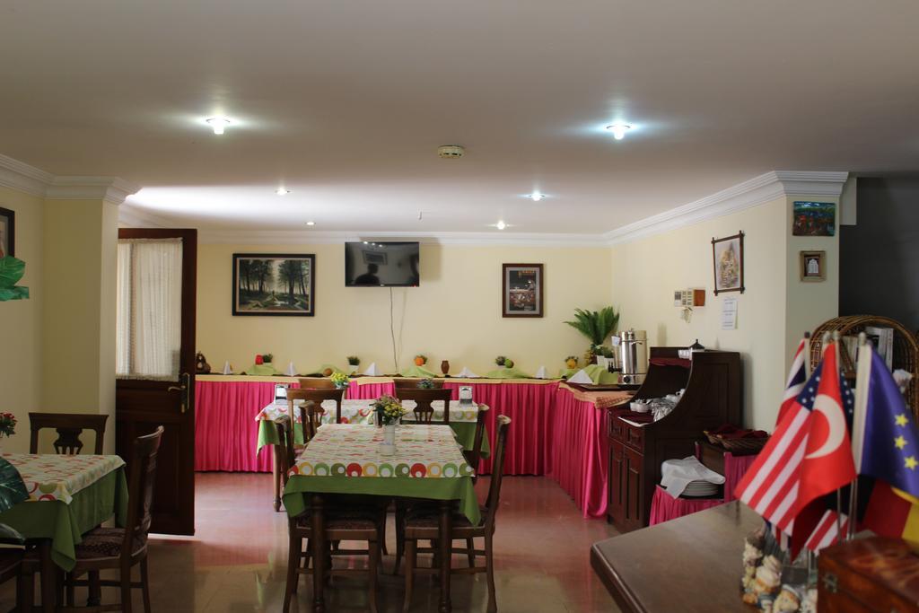 Hotel Reutlingen Hof Анталия Екстериор снимка