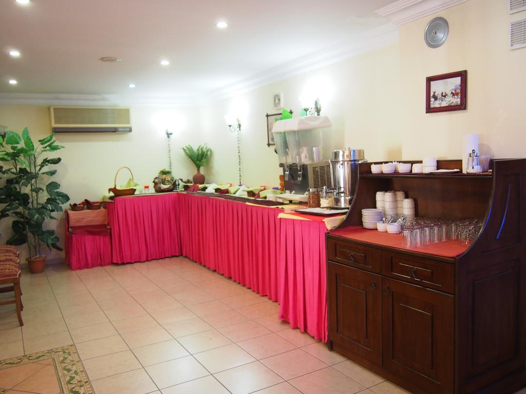 Hotel Reutlingen Hof Анталия Екстериор снимка